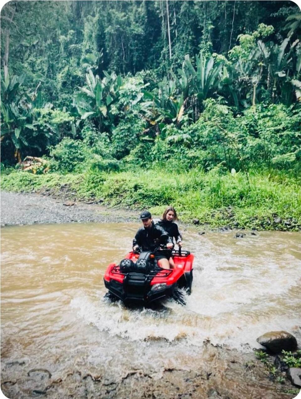 Hone Creek Evolution House Jungle Oasisヴィラ エクステリア 写真